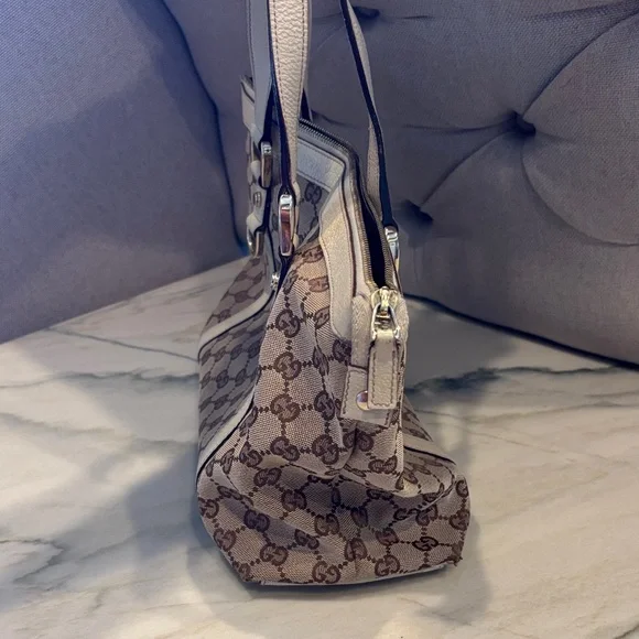 AUTHENTIC Gucci Signature Brown and Cream Tote - Picture 3 of 16